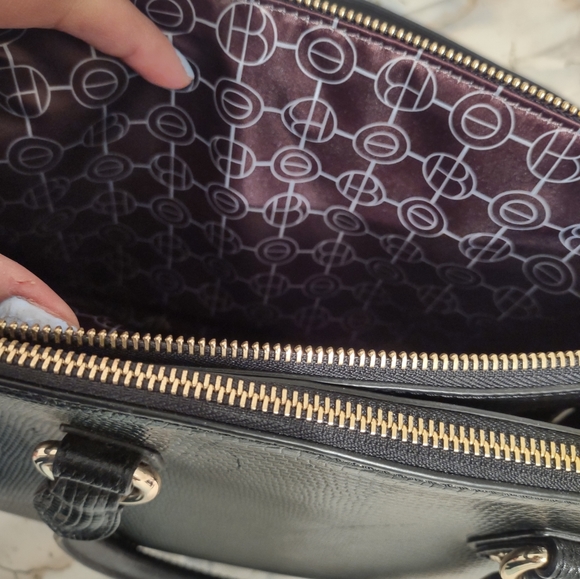 Henri Bendel: Black Reptile Embossed Crossbody Satchel Bag, in good condition! - Picture 6 of 8